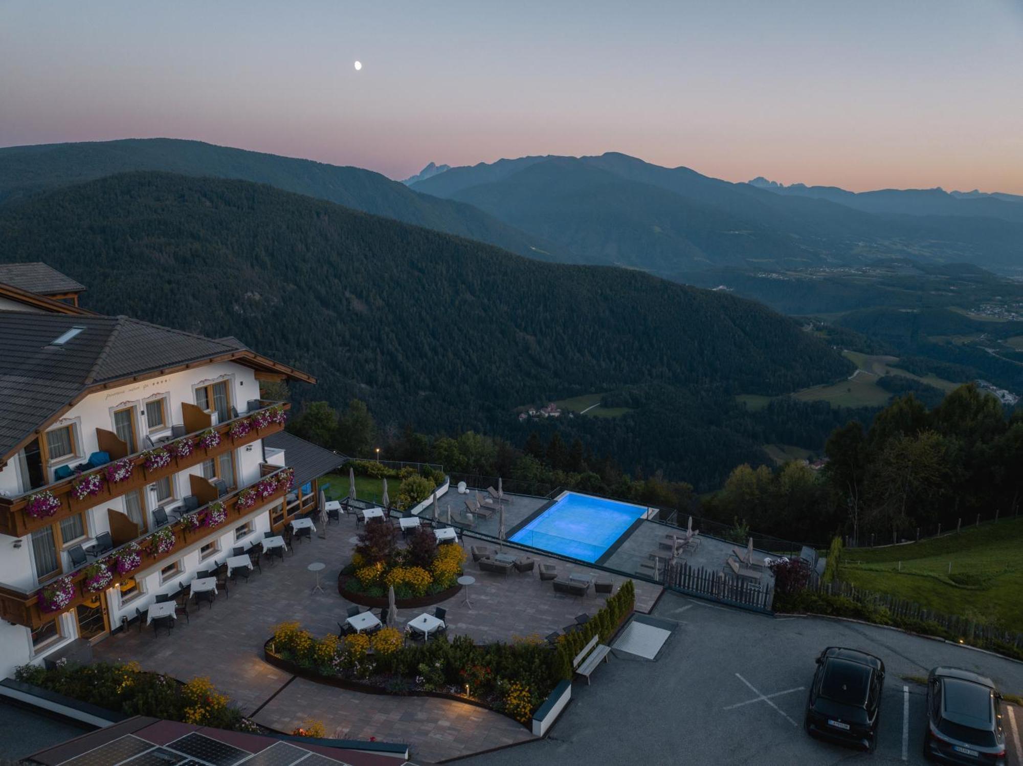 Panoramahotel Huberhof Маранца Экстерьер фото
